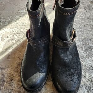 Clarks New Aspra Buckle Ankle Bootie Women's size 71/2M or 7.5M